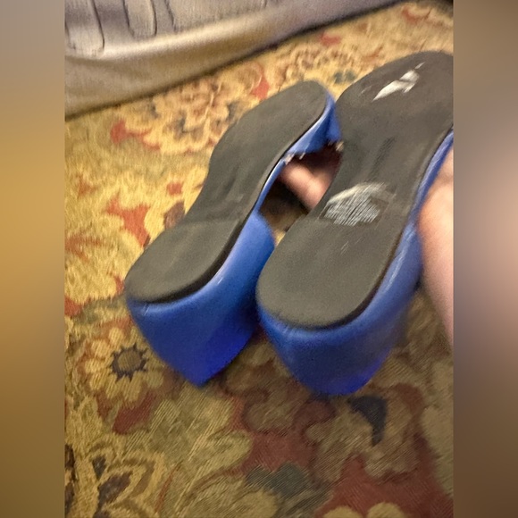 5 for $25- Express Blue Shoes- size 7 - Picture 6 of 16